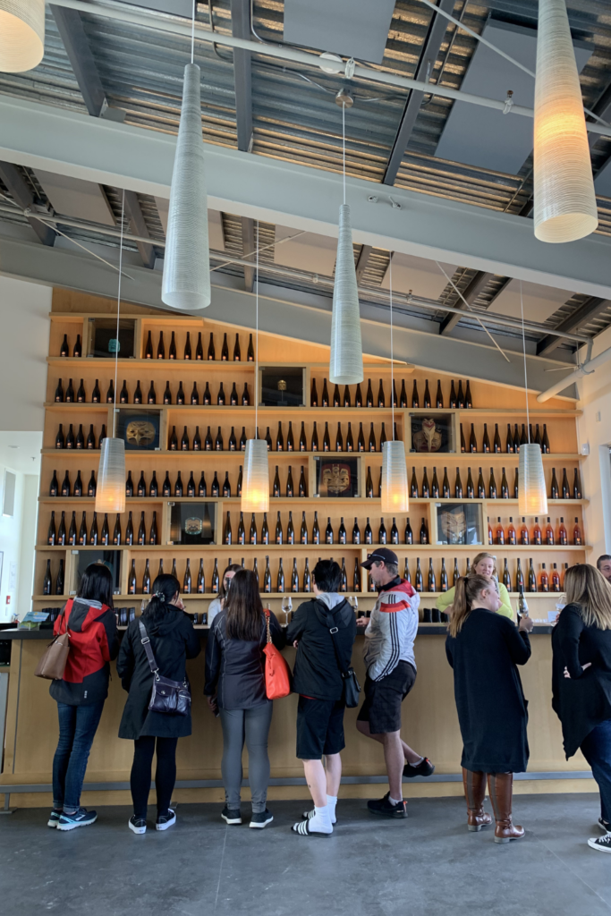 Kelowna wineries and where to eat, tour or skip - plus the best wine tours for your budget and occasion. foodietown.ca